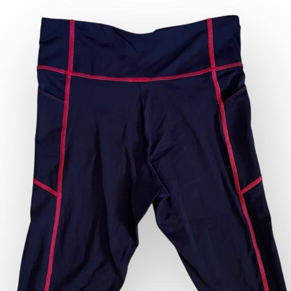 Vineyard Vines Performance Women's Navy & Blue Pink Capri Leggings Size Small - Picture 7 of 14